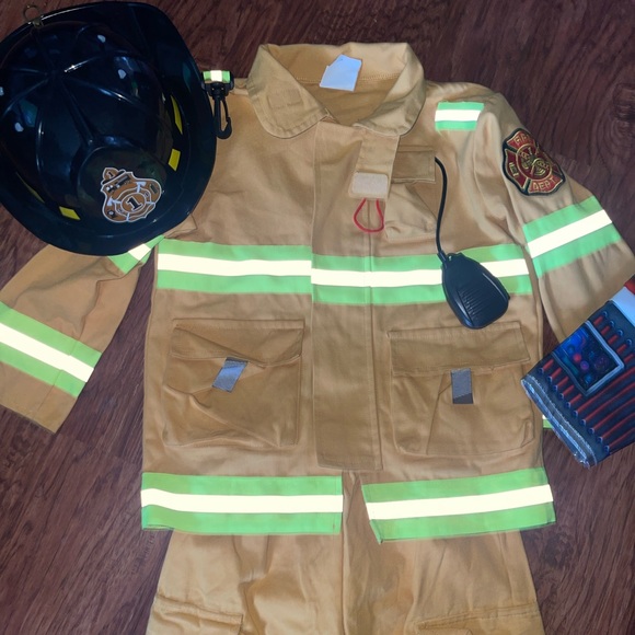 Adventure Factory Costumes - Picture 2 of 10